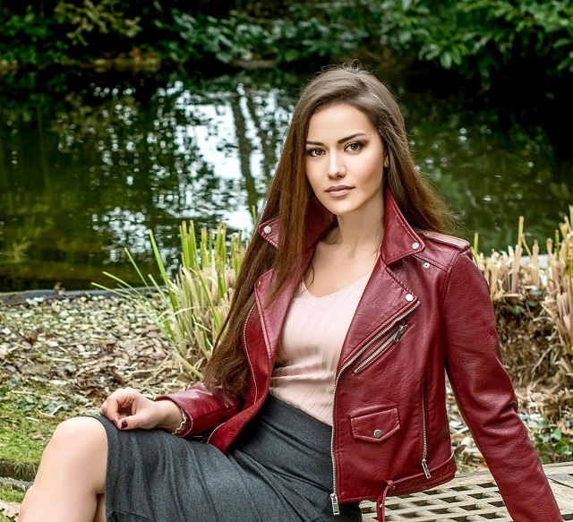 fahriye-evcen2