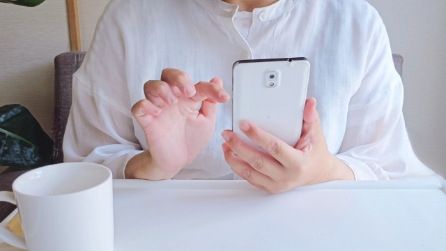 【悲報】最近の30代『マチアプのプロフをAIに食わせて理想の恋人探します』
