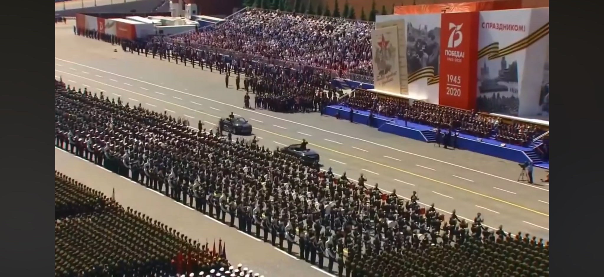 【画像】ロシアの軍事パレード、ガチでスッカスカになってしまう・・・