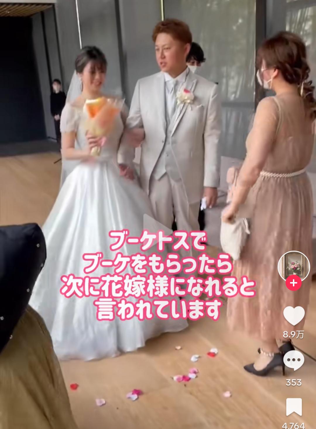 【画像】陽キャ、友達の結婚式でプロポーズしてしまうｗｗｗ