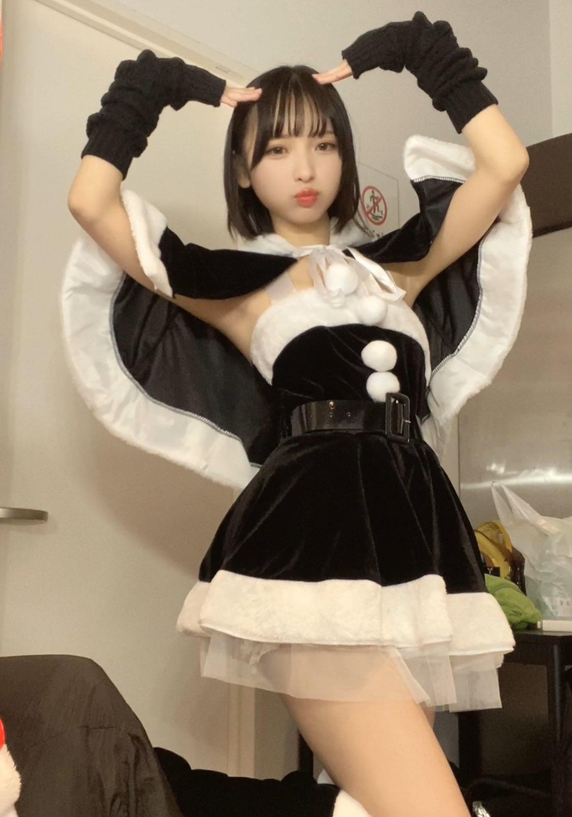 【画像】16歳巨乳JKさん、コスプレ画像をアップしておぢ達にチヤホヤされてしまうｗｗwｗｗｗｗ❤