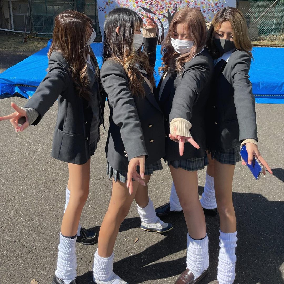 【画像】偏差値39のヤンキー高校のギャル、エチエチすぎるｗｗｗｗｗｗｗｗｗｗｗ❤