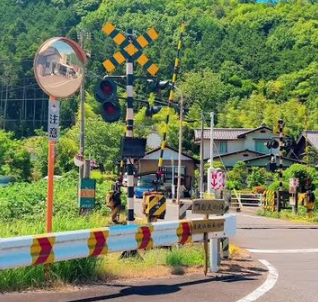 【画像】夏が来る。田舎の夏がエモすぎるwwwwwwwwwwwwwwwwww